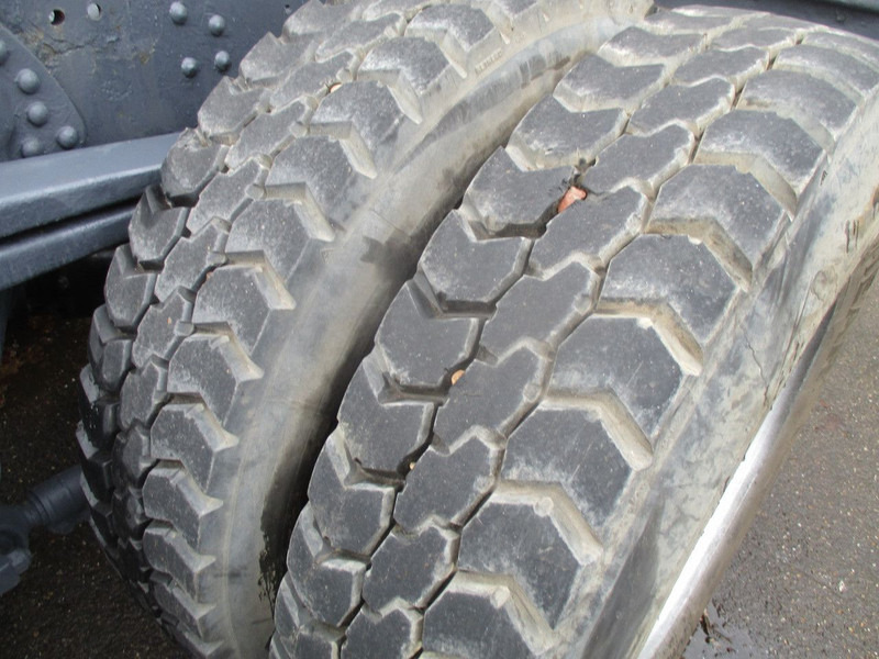 Chassis vrachtwagen Volvo F7 , 6x4 , Manual , Euro 1 , Telma Retarder , Spring suspension: afbeelding 13