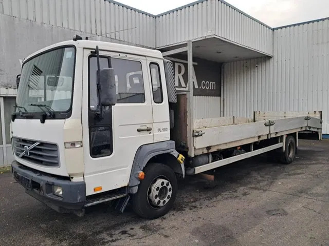 Volvo FL6-07 , Plateau / Car Transporter, Spring Suspension - Autovrachtwagen vrachtwagen: afbeelding 1 Volvo FL6-07 , Plateau / Car Transporter, Spring Suspension - Autovrachtwagen vrachtwagen: afbeelding 1