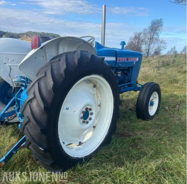 1973 Ford 3000 - mva fri - Tractor: afbeelding 3 1973 Ford 3000 - mva fri - Tractor: afbeelding 3
