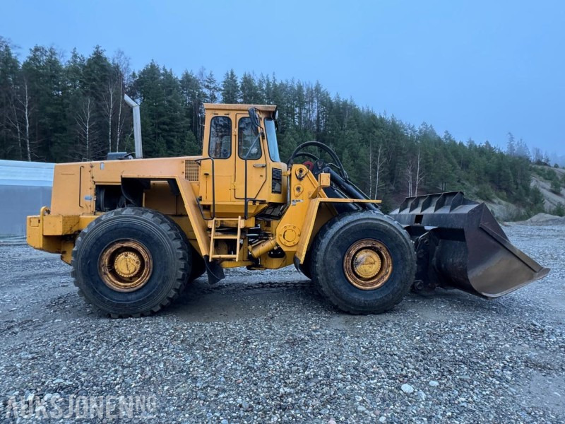 1984 Volvo BM 4600 HJULLASTER, HYDRAULISK HURTIGFESTE, SKUFFE, LØFTEBOM OG PALLEGAFLER - Wiellader: afbeelding 3 1984 Volvo BM 4600 HJULLASTER, HYDRAULISK HURTIGFESTE, SKUFFE, LØFTEBOM OG PALLEGAFLER - Wiellader: afbeelding 3