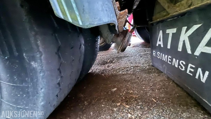 Tank aanhanger 1996 ATKA RSP 24 trippelkjerre med Hillevåg tipp bulktank 6 kammers: afbeelding 7 Tank aanhanger 1996 ATKA RSP 24 trippelkjerre med Hillevåg tipp bulktank 6 kammers: afbeelding 7