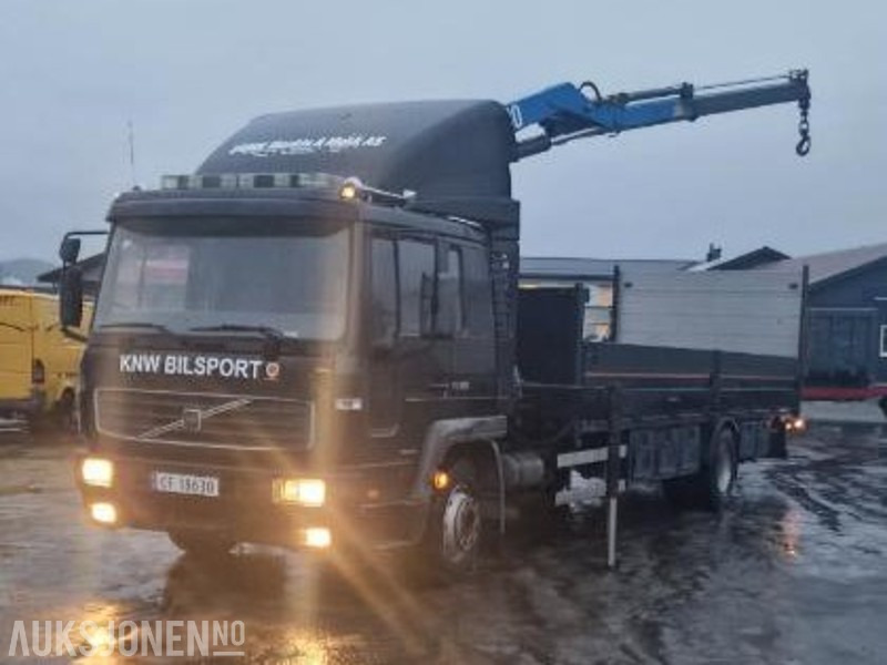 2001 Volvo FL6H EURO 3 Kranbilen m/ HMF kran - Kraanwagen: afbeelding 2 2001 Volvo FL6H EURO 3 Kranbilen m/ HMF kran - Kraanwagen: afbeelding 2