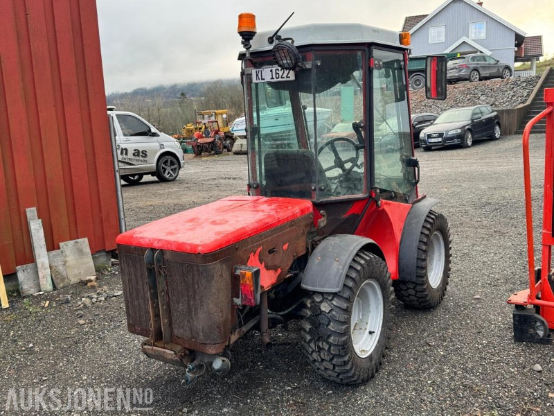 2002 Antonio Carraro Superpark 4400 HST med v-plog og snøfreser - Tractor: afbeelding 4 2002 Antonio Carraro Superpark 4400 HST med v-plog og snøfreser - Tractor: afbeelding 4