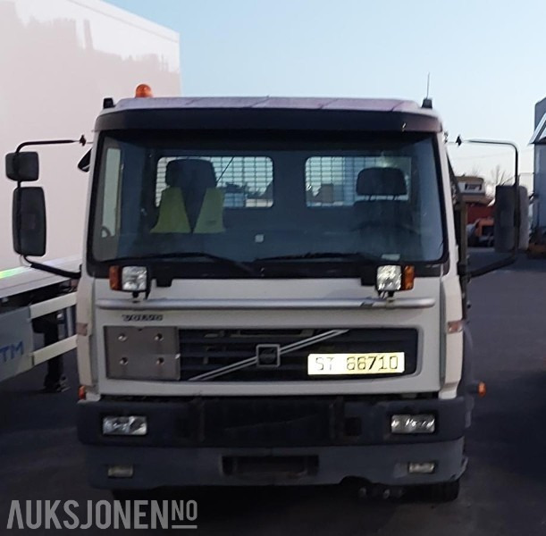 2002 Volvo FL 4x2 Tippbil Retarder, Hydraulikk, Brøyteplate - Kipper vrachtwagen: afbeelding 2 2002 Volvo FL 4x2 Tippbil Retarder, Hydraulikk, Brøyteplate - Kipper vrachtwagen: afbeelding 2