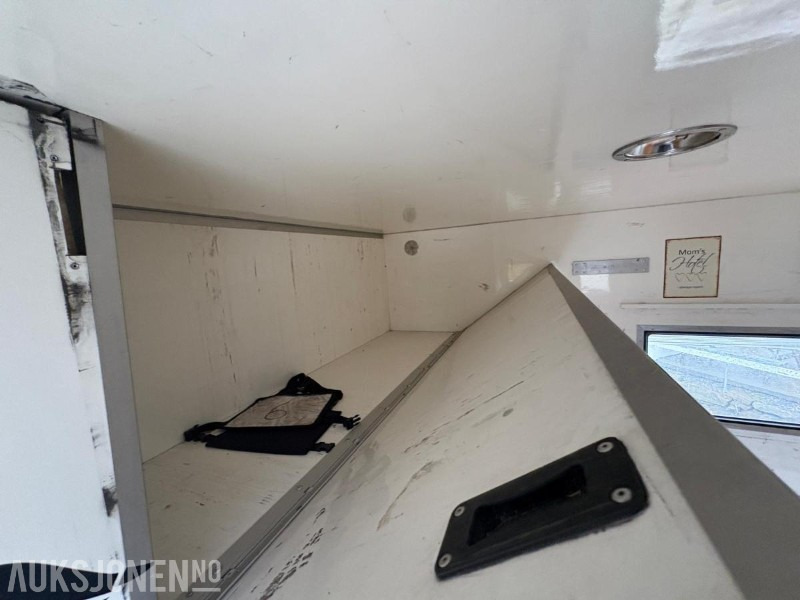 Veewagen vrachtwagen 2004 Iveco Eurocargo hestebil: afbeelding 10 Veewagen vrachtwagen 2004 Iveco Eurocargo hestebil: afbeelding 10