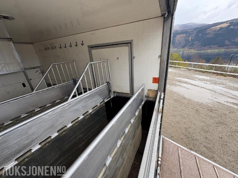 Veewagen vrachtwagen 2004 Iveco Eurocargo hestebil: afbeelding 14 Veewagen vrachtwagen 2004 Iveco Eurocargo hestebil: afbeelding 14