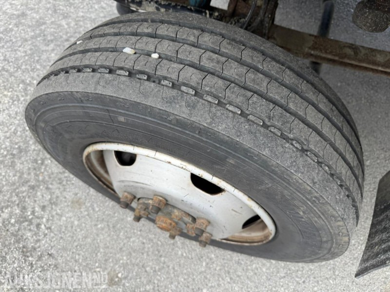 2005 Mercedes-Benz 815Da/37-Vn 4X4 linjebil med kran og masse utstyr - Kraanwagen: afbeelding 4 2005 Mercedes-Benz 815Da/37-Vn 4X4 linjebil med kran og masse utstyr - Kraanwagen: afbeelding 4