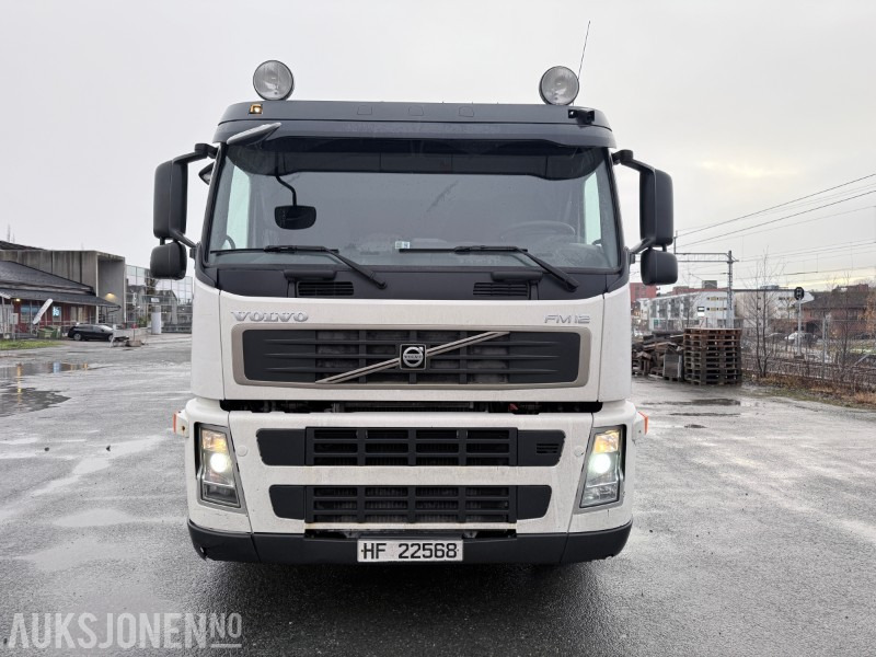 2005 Volvo FM12 420 6x2 kranbil med PM Series 8 kran - Kraanwagen: afbeelding 2 2005 Volvo FM12 420 6x2 kranbil med PM Series 8 kran - Kraanwagen: afbeelding 2