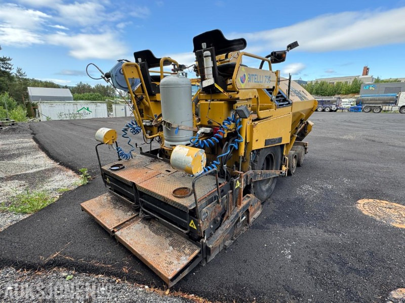2007 Cat Bitelli BB730 asfaltutlegger - Bouwmaterieel: afbeelding 5 2007 Cat Bitelli BB730 asfaltutlegger - Bouwmaterieel: afbeelding 5