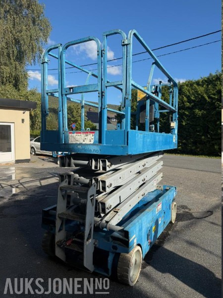 2007 GENIE 2646 - Batteridrevet Sakselift - 10meter, 464 timer - Hoogwerker: afbeelding 1 2007 GENIE 2646 - Batteridrevet Sakselift - 10meter, 464 timer - Hoogwerker: afbeelding 1