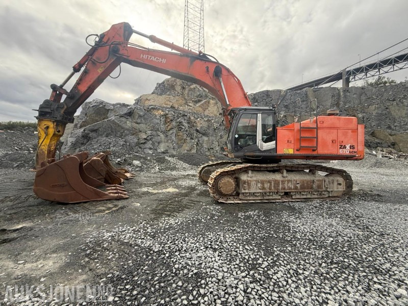 2007 Hitachi ZX670LCH-3 - GRAVEMASKIN - Graafmachine: afbeelding 1 2007 Hitachi ZX670LCH-3 - GRAVEMASKIN - Graafmachine: afbeelding 1