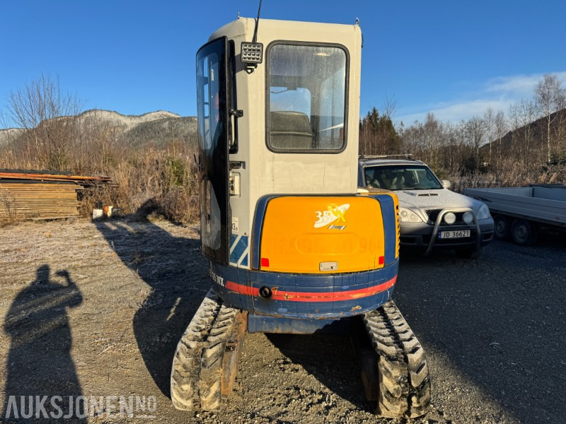 2007 IHI 35NX2 GRAVEMANSKIN MED 2 SKUFFER OG MASKINHENGER TIL TRAKTOR - Minigraafmachine: afbeelding 4 2007 IHI 35NX2 GRAVEMANSKIN MED 2 SKUFFER OG MASKINHENGER TIL TRAKTOR - Minigraafmachine: afbeelding 4