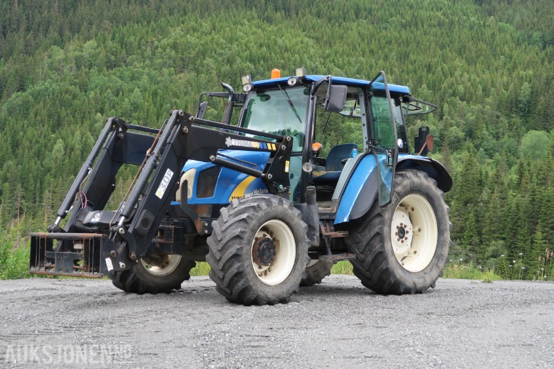 2009 New Holland T5060 Traktor / 8550 timer - Tractor: afbeelding 1 2009 New Holland T5060 Traktor / 8550 timer - Tractor: afbeelding 1