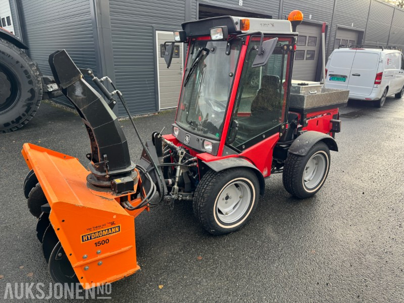 2010 Antonio Carraro Superparc 4400 HST MED SNØFRESER, KOST OG STRØKASSE - Tractor: afbeelding 2 2010 Antonio Carraro Superparc 4400 HST MED SNØFRESER, KOST OG STRØKASSE - Tractor: afbeelding 2