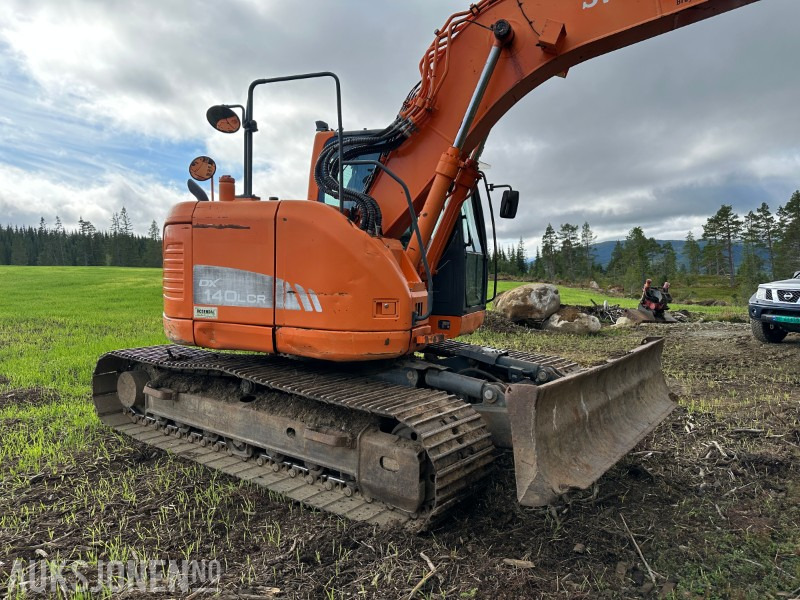 2011 Doosan DX140LCR gravemaskin - Rototilt- 2 skuffer - Graafmachine: afbeelding 2 2011 Doosan DX140LCR gravemaskin - Rototilt- 2 skuffer - Graafmachine: afbeelding 2
