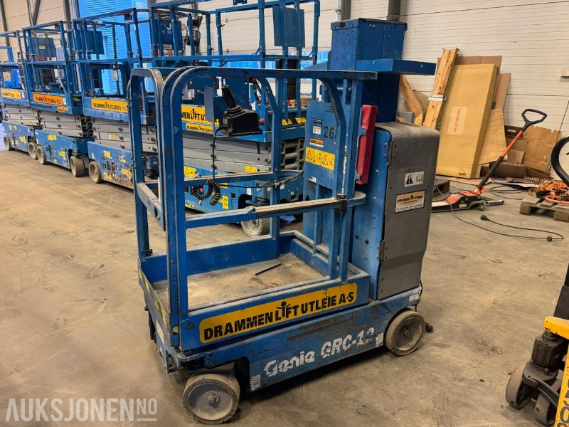 2011 Genie GRC12 mastelift / 6 meter - Hoogwerker: afbeelding 4 2011 Genie GRC12 mastelift / 6 meter - Hoogwerker: afbeelding 4
