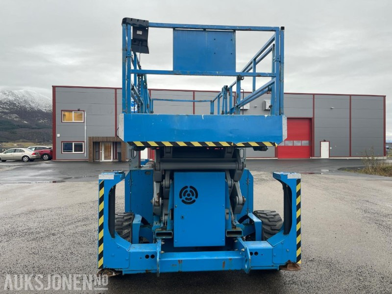 2011 Genie GS 4390 Sakselift, 1698 timer - Hoogwerker: afbeelding 2 2011 Genie GS 4390 Sakselift, 1698 timer - Hoogwerker: afbeelding 2