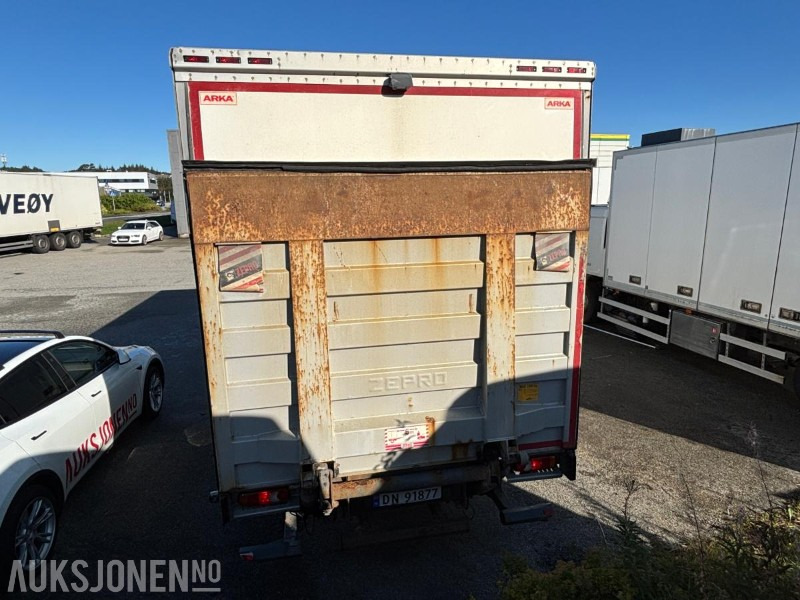 2012 Volvo FL-290 Skapbil med sideåpning og lakløft - Bakwagen: afbeelding 4 2012 Volvo FL-290 Skapbil med sideåpning og lakløft - Bakwagen: afbeelding 4