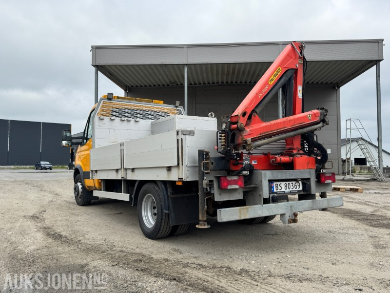 2013 Iveco Daily Planbil m/palfinger kran. - Vrachtwagen met open laadbak: afbeelding 5 2013 Iveco Daily Planbil m/palfinger kran. - Vrachtwagen met open laadbak: afbeelding 5