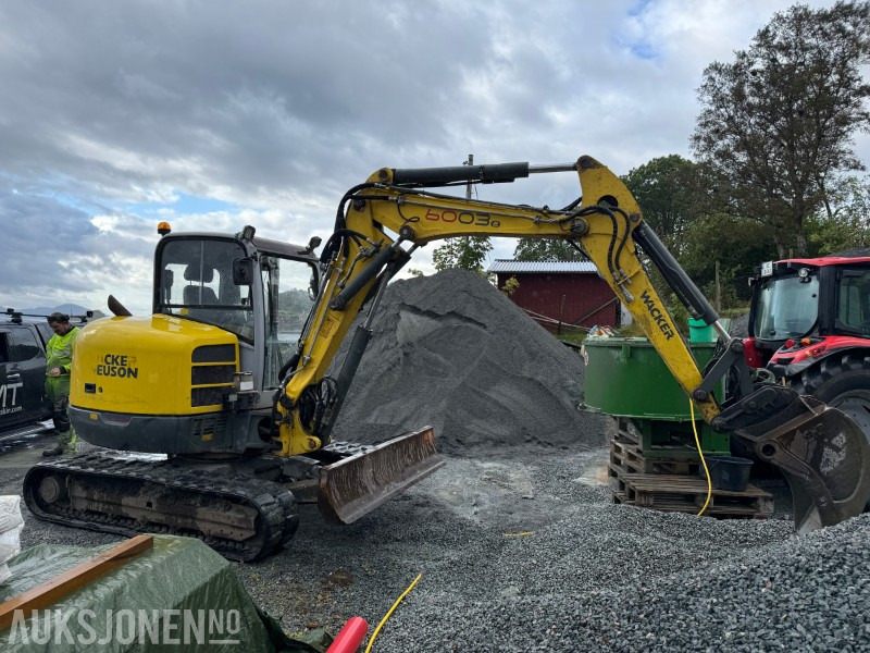 2013 Wacker Neuson 6003 - Gravemaskin - VA-bom - Gummibelter - tiltrotator - skjær - pusseskuff - 3535 timer - Graafmachine: afbeelding 4 2013 Wacker Neuson 6003 - Gravemaskin - VA-bom - Gummibelter - tiltrotator - skjær - pusseskuff - 3535 timer - Graafmachine: afbeelding 4