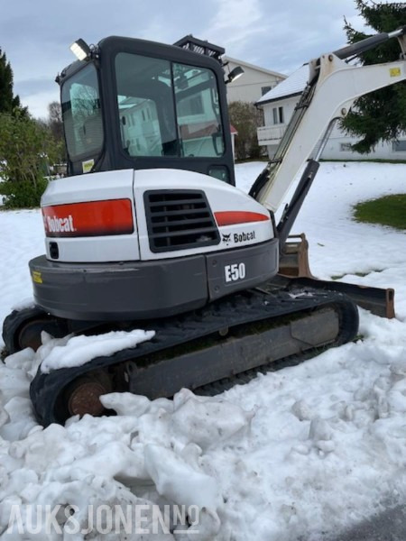 2014 Bobcat E50 5 tonns graver med to skuffer, S40 hurtigfeste og nye gummibelter. - Graafmachine: afbeelding 5 2014 Bobcat E50 5 tonns graver med to skuffer, S40 hurtigfeste og nye gummibelter. - Graafmachine: afbeelding 5