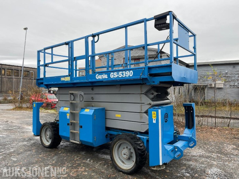 2014 Genie GS 5390 Sakselift med 1904 timer - Hoogwerker: afbeelding 2 2014 Genie GS 5390 Sakselift med 1904 timer - Hoogwerker: afbeelding 2