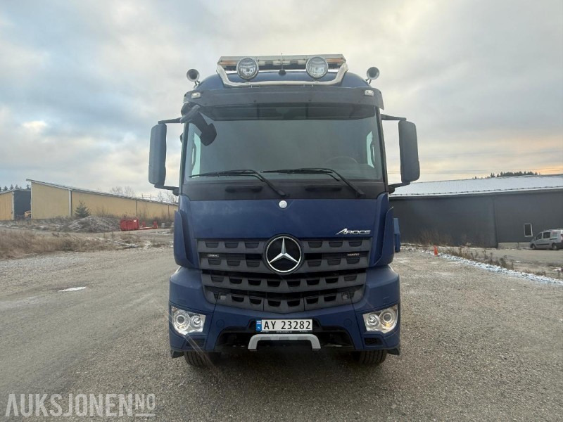 2014 Mercedes-Benz Arocs KROKBIL M/DUMPERKASSE EURO 6 SERVICEHISTORIKK NYLIG EU-GODKJENT 510HK - Haakarmsysteem vrachtwagen: afbeelding 3 2014 Mercedes-Benz Arocs KROKBIL M/DUMPERKASSE EURO 6 SERVICEHISTORIKK NYLIG EU-GODKJENT 510HK - Haakarmsysteem vrachtwagen: afbeelding 3