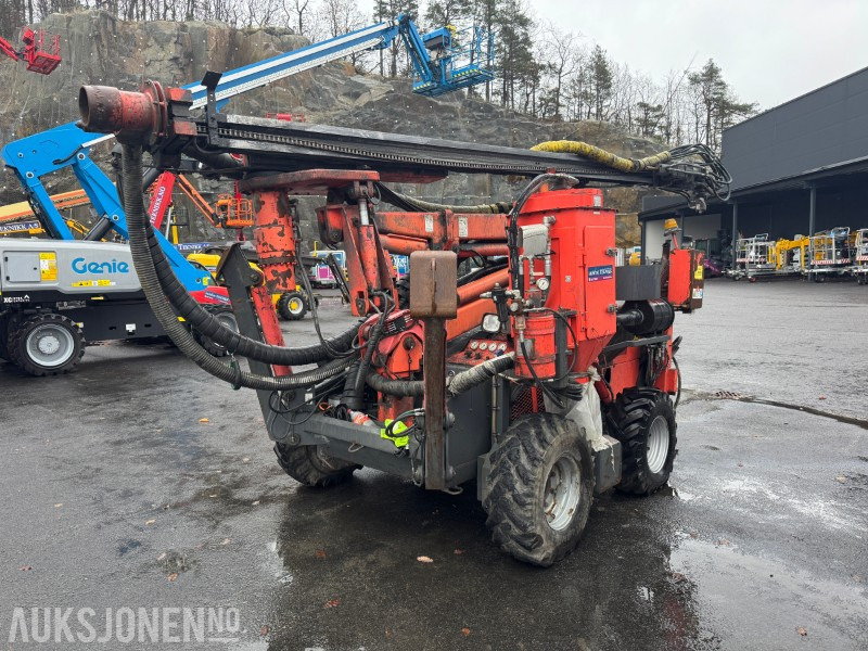 2014 Sandvik Tamrock DC302R borerigg - Boormachine: afbeelding 1 2014 Sandvik Tamrock DC302R borerigg - Boormachine: afbeelding 1