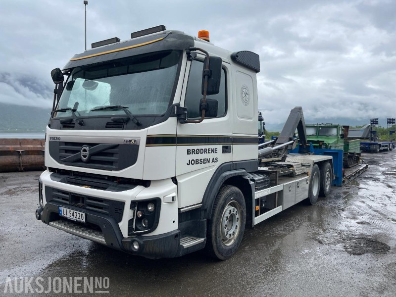2014 Volvo FMX * Krokløft * 275076 km * Godkjent som skolebil * Eu godkjent til 25.08.2025 - Haakarmsysteem vrachtwagen: afbeelding 1 2014 Volvo FMX * Krokløft * 275076 km * Godkjent som skolebil * Eu godkjent til 25.08.2025 - Haakarmsysteem vrachtwagen: afbeelding 1