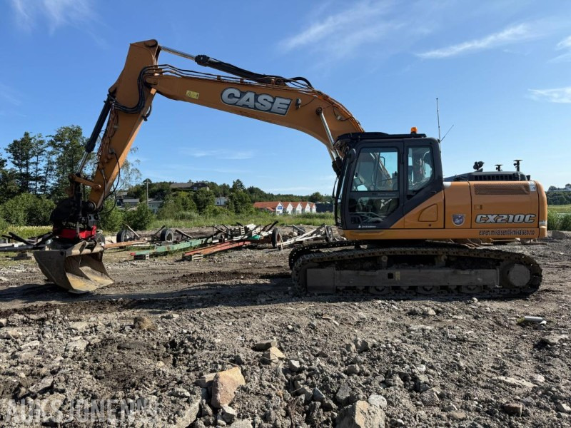 2015 Case CX210C BELTEGRAVER ROTOTILT ENGCON MASKINSTYRING SERVICEHISTORIKK LITE TIMER EN EIER. - Graafmachine: afbeelding 1 2015 Case CX210C BELTEGRAVER ROTOTILT ENGCON MASKINSTYRING SERVICEHISTORIKK LITE TIMER EN EIER. - Graafmachine: afbeelding 1