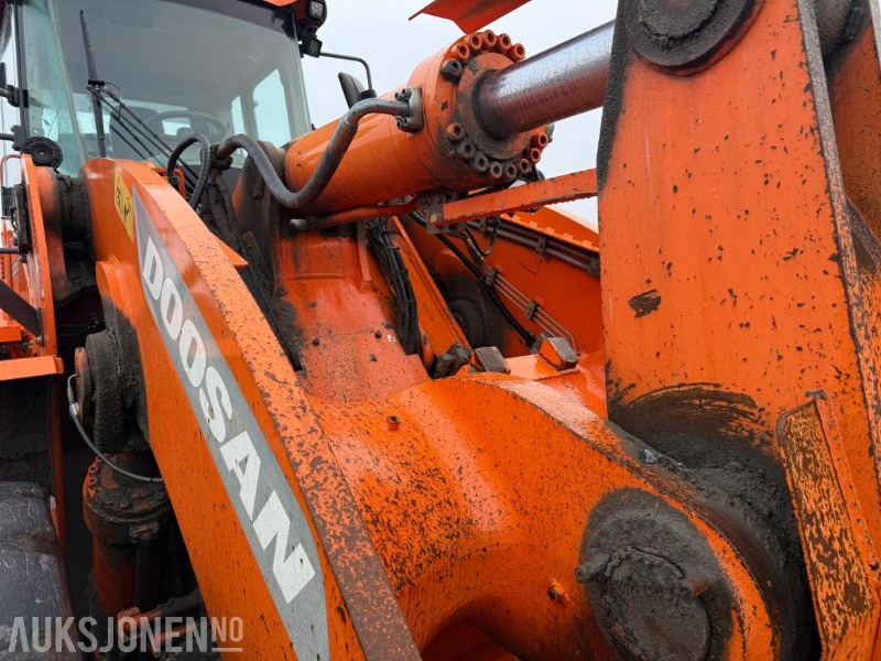 Wiellader 2015 Doosan DL550 HJULLASTER - REP.OBJEKT.: afbeelding 10