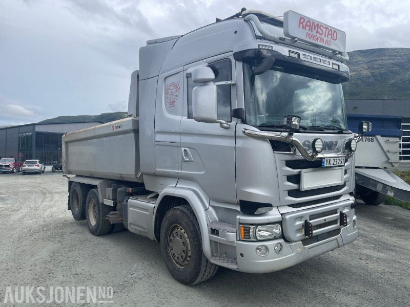 2015 Scania R 520 6x2 Tippbil brøyterigget- Midt montert skjær med full funksjon-Eu-godkjent til 26 - Kipper vrachtwagen: afbeelding 2 2015 Scania R 520 6x2 Tippbil brøyterigget- Midt montert skjær med full funksjon-Eu-godkjent til 26 - Kipper vrachtwagen: afbeelding 2