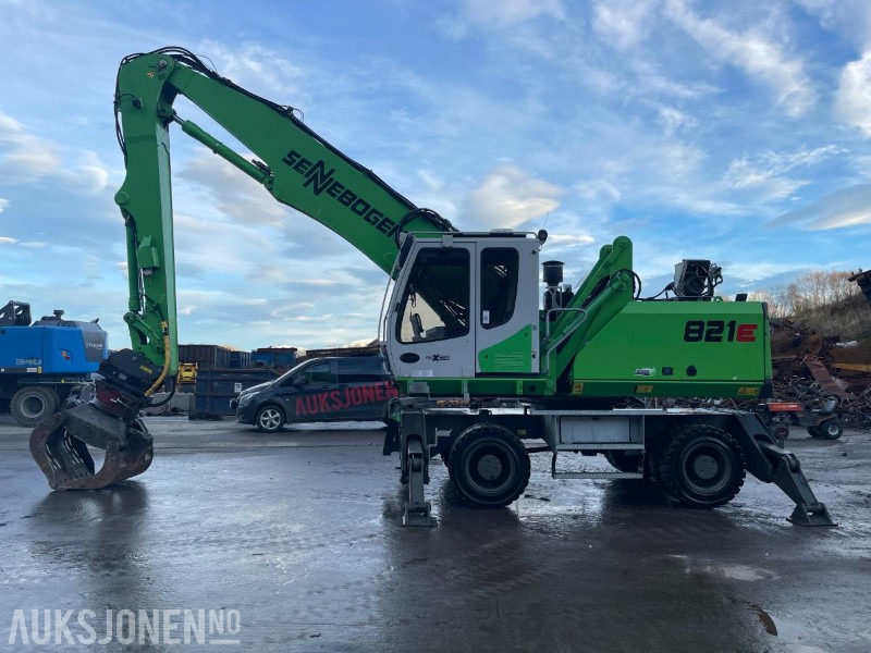 2015 Sennebogen 821M Hjulgraver med hevbar hytte, roterende sorterings klype, leveres med ny sertifisering - Graafmachine: afbeelding 3 2015 Sennebogen 821M Hjulgraver med hevbar hytte, roterende sorterings klype, leveres med ny sertifisering - Graafmachine: afbeelding 3