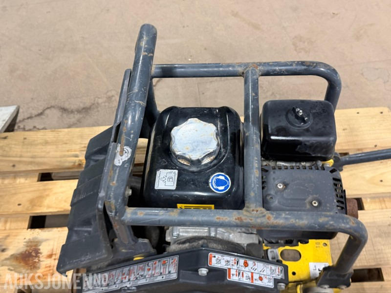 Wals 2018 Bomag BP 12/40 vibroplate: afbeelding 9 Wals 2018 Bomag BP 12/40 vibroplate: afbeelding 9