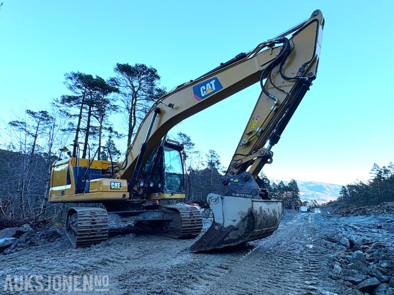 2018 Cat 320 - 4 890 timer - 2 skuffer og tiltrotator - CAT Premium serviceavtale - Graafmachine: afbeelding 2 2018 Cat 320 - 4 890 timer - 2 skuffer og tiltrotator - CAT Premium serviceavtale - Graafmachine: afbeelding 2