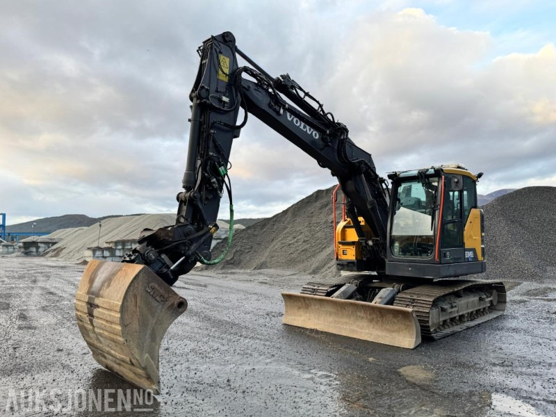 2018 Volvo ECR145EL - 16,5 tonns gravemaskin - Knekkbom - Leica GPS - Sentralsmøring - Bunkringspumpe - 2 skuffer - Sertifiseres før salg - Graafmachine: afbeelding 1 2018 Volvo ECR145EL - 16,5 tonns gravemaskin - Knekkbom - Leica GPS - Sentralsmøring - Bunkringspumpe - 2 skuffer - Sertifiseres før salg - Graafmachine: afbeelding 1