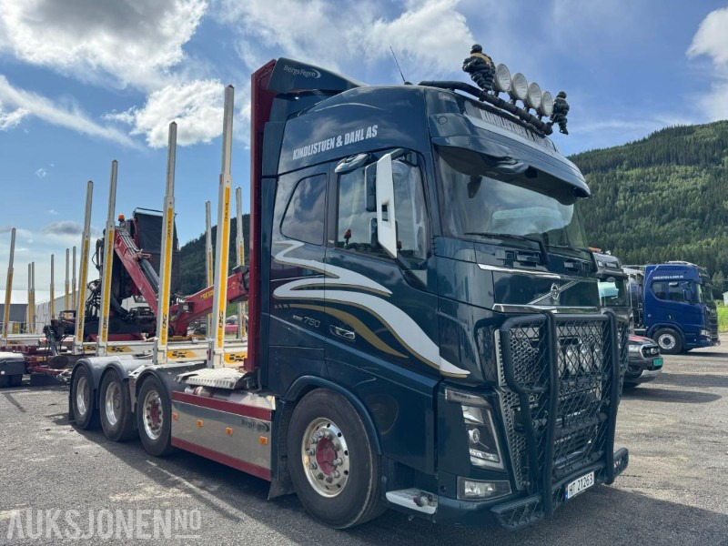 2018 Volvo FH16 8X4 komplett tømmerbil med kran og henger. - Houttransport, Kraanwagen: afbeelding 4 2018 Volvo FH16 8X4 komplett tømmerbil med kran og henger. - Houttransport, Kraanwagen: afbeelding 4