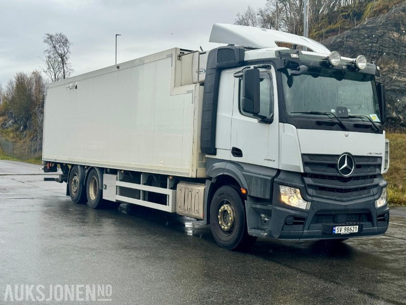 2019 Mercedes-Benz ACTROS - 6x2 - Eu-godkjent til 07/26 - Km: 150607 - Bakwagen: afbeelding 2 2019 Mercedes-Benz ACTROS - 6x2 - Eu-godkjent til 07/26 - Km: 150607 - Bakwagen: afbeelding 2