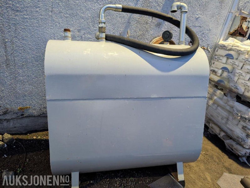 2019 Ubrukt diesel tanke, med brukt pumpe - Bouwmaterieel: afbeelding 2 2019 Ubrukt diesel tanke, med brukt pumpe - Bouwmaterieel: afbeelding 2