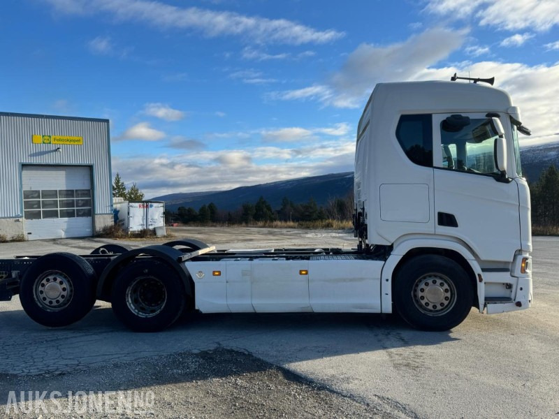 2020 Scania R580 CHASSIS, V8, EURO 6, SVING AKSEL 3, DIESELVARMER, - Chassis vrachtwagen: afbeelding 5 2020 Scania R580 CHASSIS, V8, EURO 6, SVING AKSEL 3, DIESELVARMER, - Chassis vrachtwagen: afbeelding 5