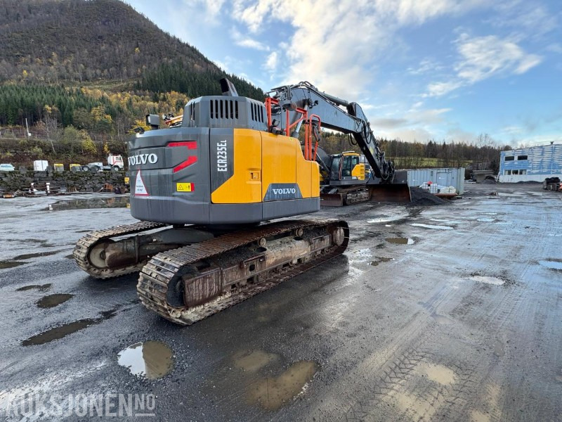 2020 Volvo ECR 235EL Gravemaskin - S70 feste - Pusskuffe - Sentralsmøring - bunkringspumpe - Tiltrotator - Pusskuffe - Sertifisert - Graafmachine: afbeelding 3 2020 Volvo ECR 235EL Gravemaskin - S70 feste - Pusskuffe - Sentralsmøring - bunkringspumpe - Tiltrotator - Pusskuffe - Sertifisert - Graafmachine: afbeelding 3