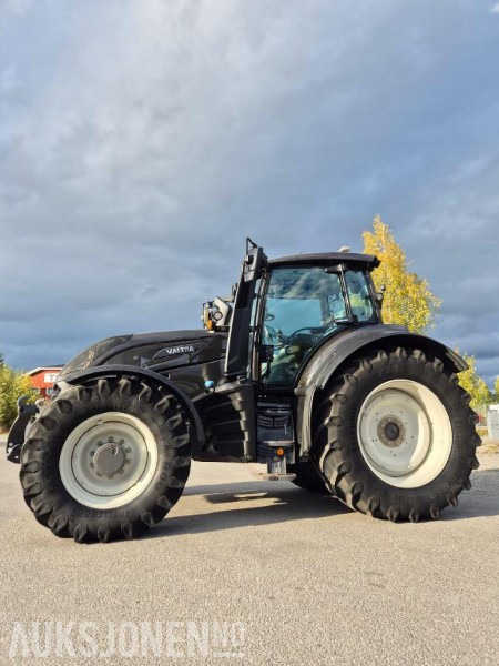 2021 Valtra T254 traktor 4X4, FRONTHYDRAULIKK, VENDBAR FØRERPLASS - Tractor: afbeelding 2 2021 Valtra T254 traktor 4X4, FRONTHYDRAULIKK, VENDBAR FØRERPLASS - Tractor: afbeelding 2