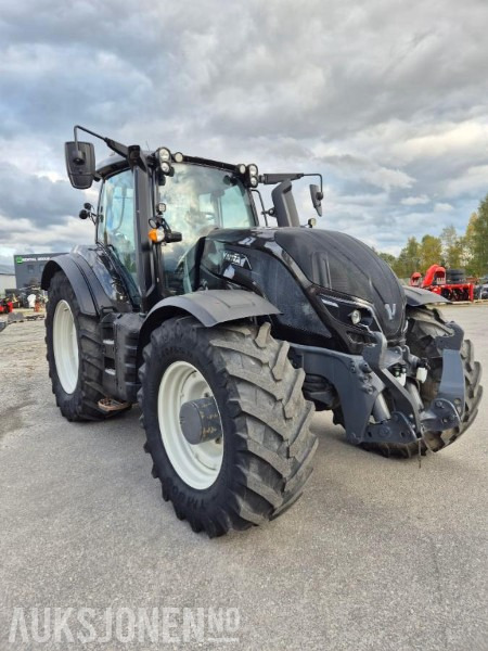 2021 Valtra T254 traktor 4X4, FRONTHYDRAULIKK, VENDBAR FØRERPLASS - Tractor: afbeelding 3 2021 Valtra T254 traktor 4X4, FRONTHYDRAULIKK, VENDBAR FØRERPLASS - Tractor: afbeelding 3