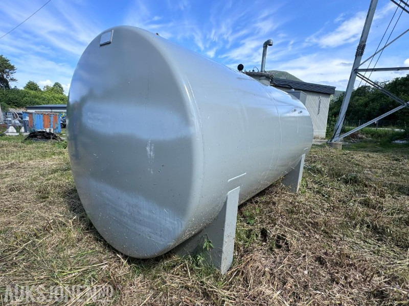 2022 Veratank 10.000 Liter - Dieseltank - Ståltank med dobbelvegg - HDM 80 eco Box - Piusi slangetrommel 10 m slange - OCIO Overfyllingsvern - Bouwmaterieel: afbeelding 3 2022 Veratank 10.000 Liter - Dieseltank - Ståltank med dobbelvegg - HDM 80 eco Box - Piusi slangetrommel 10 m slange - OCIO Overfyllingsvern - Bouwmaterieel: afbeelding 3