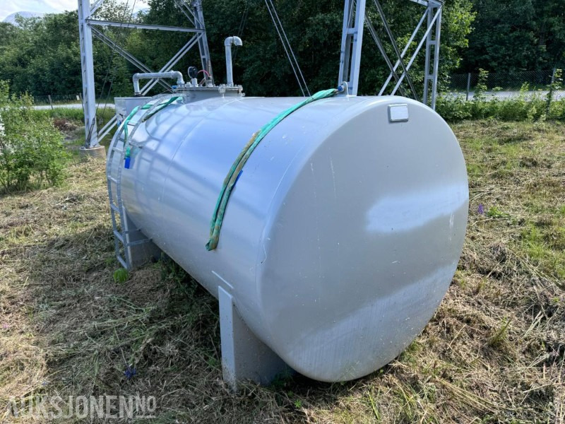 2022 Veratank 10.000 Liter - Dieseltank - Ståltank med dobbelvegg - HDM 80 eco Box - Piusi slangetrommel 10 m slange - OCIO Overfyllingsvern - Bouwmaterieel: afbeelding 4 2022 Veratank 10.000 Liter - Dieseltank - Ståltank med dobbelvegg - HDM 80 eco Box - Piusi slangetrommel 10 m slange - OCIO Overfyllingsvern - Bouwmaterieel: afbeelding 4