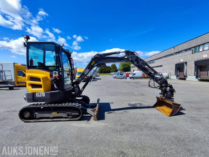 2022 Volvo EC27D – Meget godt utstyrt minigraver med lavt timeantall - Minigraafmachine: afbeelding 5 2022 Volvo EC27D – Meget godt utstyrt minigraver med lavt timeantall - Minigraafmachine: afbeelding 5