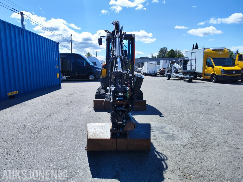 2022 Volvo EC27D – Meget godt utstyrt minigraver med lavt timeantall - Minigraafmachine: afbeelding 3 2022 Volvo EC27D – Meget godt utstyrt minigraver med lavt timeantall - Minigraafmachine: afbeelding 3