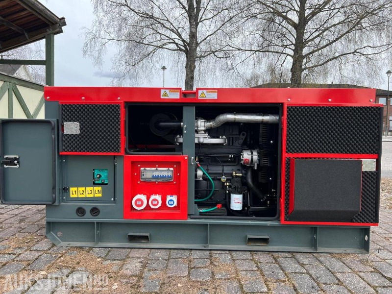 Bouwmaterieel 2025 Stamford Nødstrømsaggregat diesel BAUER GFS-50 ATS 62,5 KVA: afbeelding 7 Bouwmaterieel 2025 Stamford Nødstrømsaggregat diesel BAUER GFS-50 ATS 62,5 KVA: afbeelding 7