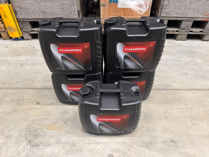 100 Liter Olje - Champion XRS 10W-30 FE Multifunctinal Oil - Aanbouwdeel voor Bouwmachine: afbeelding 1 100 Liter Olje - Champion XRS 10W-30 FE Multifunctinal Oil - Aanbouwdeel voor Bouwmachine: afbeelding 1