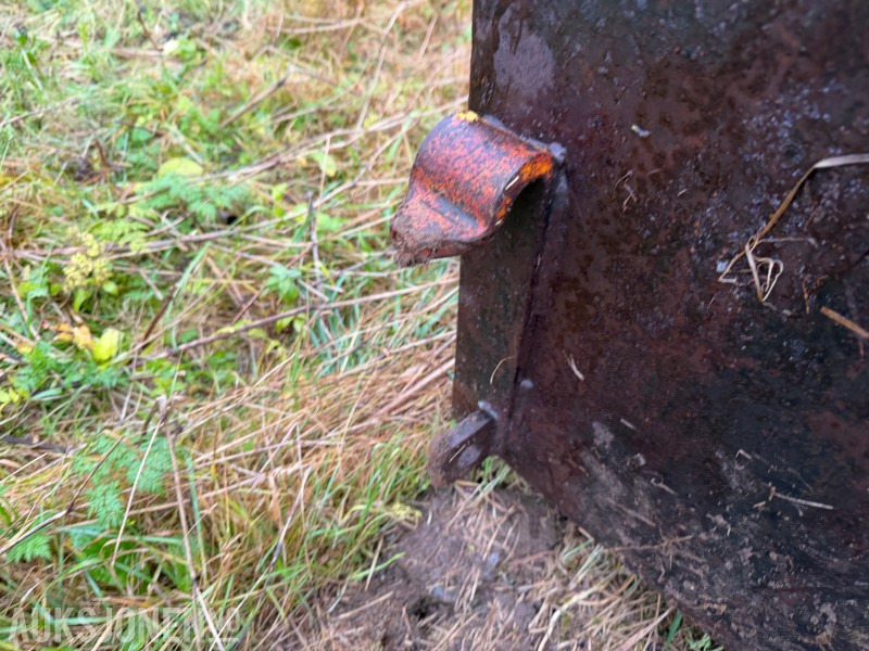 1996 Kraftig stålskuffe - Aanbouwdeel voor Bouwmachine: afbeelding 4 1996 Kraftig stålskuffe - Aanbouwdeel voor Bouwmachine: afbeelding 4